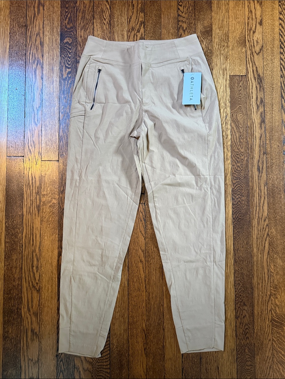 Athleta Trekkie North Jogger, NWT, 8 Tall, Tan
